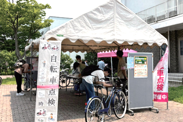 （画像）自転車点検