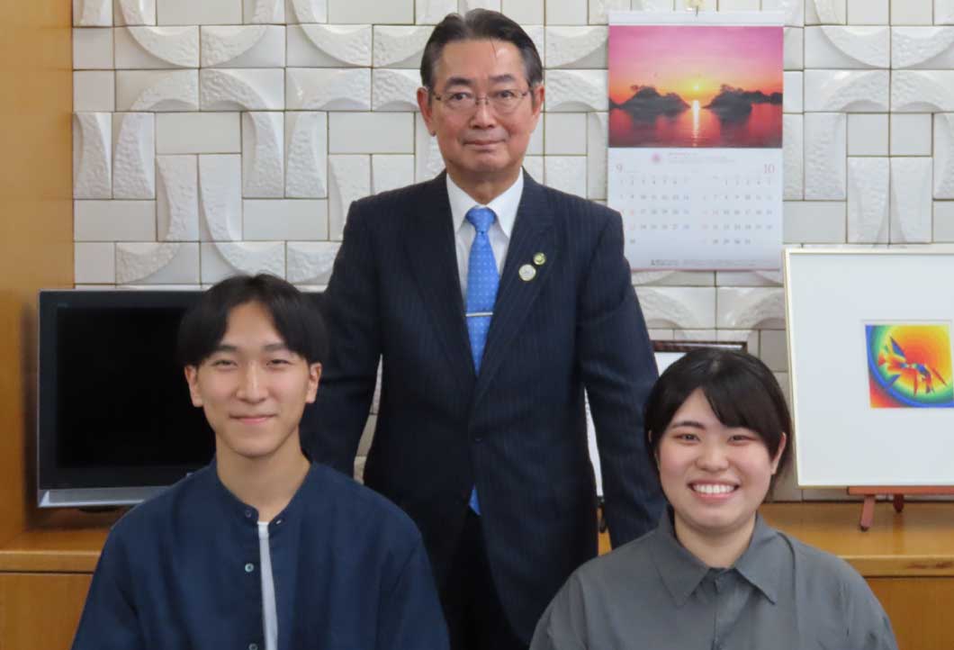 3人で